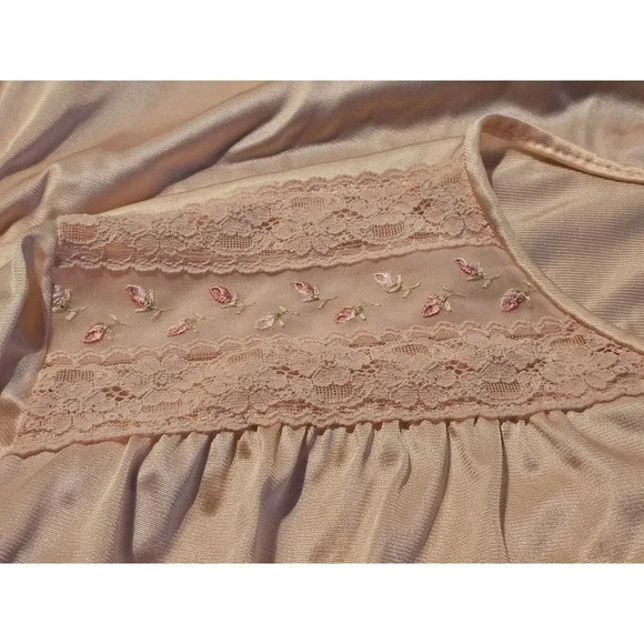 Vtg 70s Vanity Fair  Pink Button Front Robe Nightgown Long Sleeve Lace  XXL - Picture 5 of 9